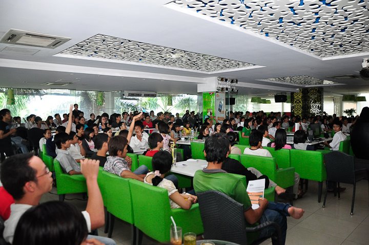 297261_1949739390451_1451587607_31700471_8054371_n