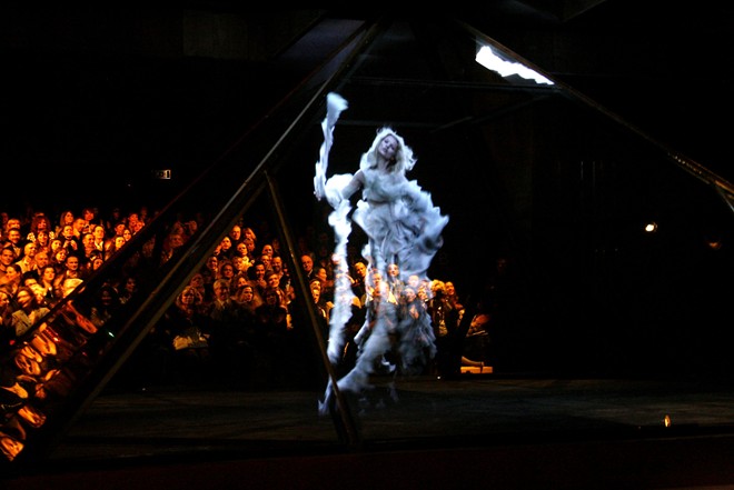 rgb.vn_lang-kinh-chieu-video-3D_13