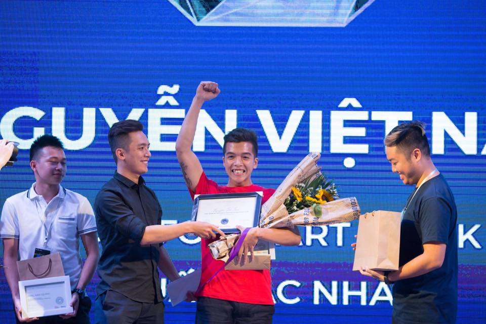 rgb_creative_halography_behance_portfolio_reviews_07