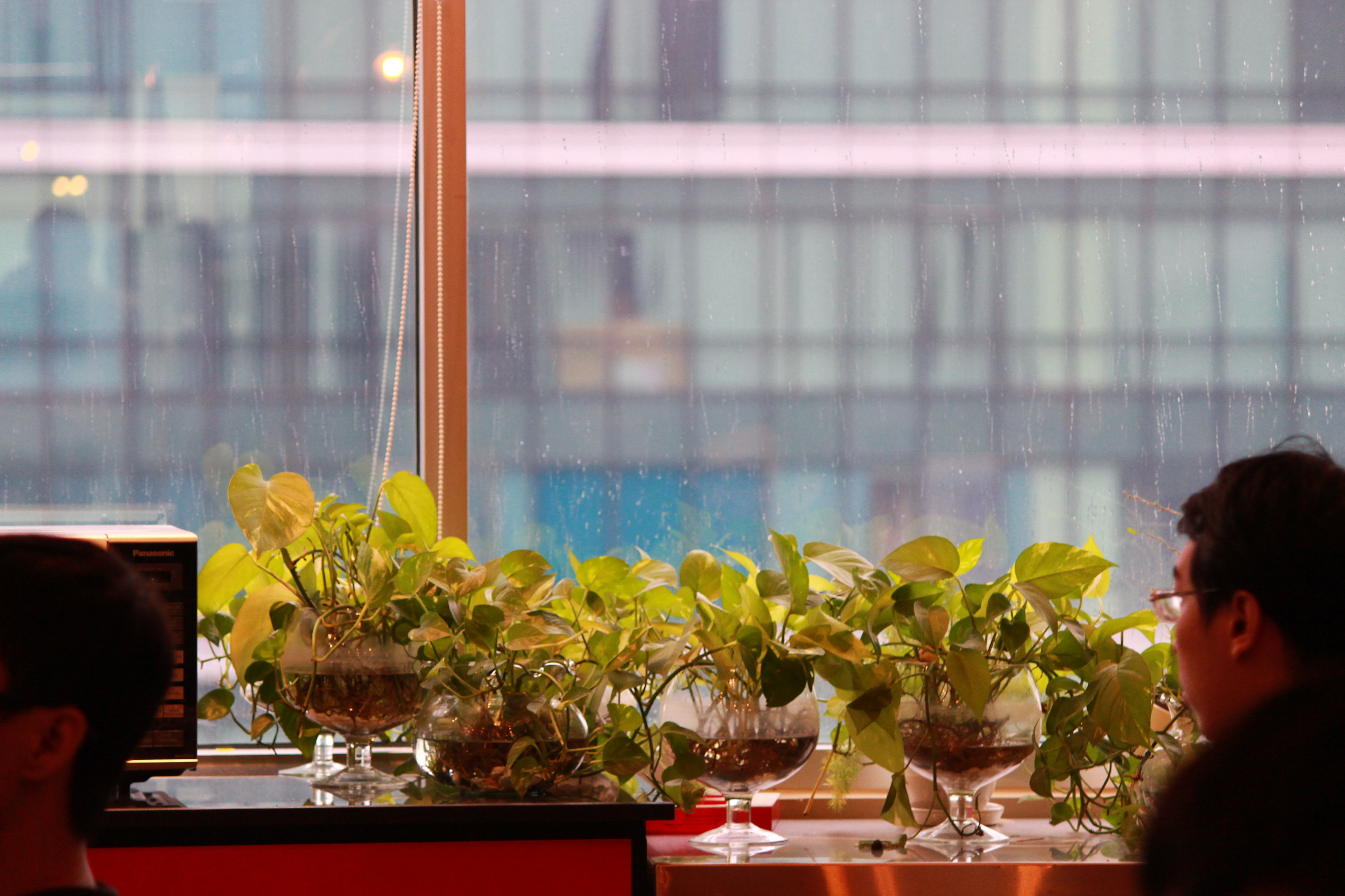 rgb_creative_talkshow_design8_leodinh_1