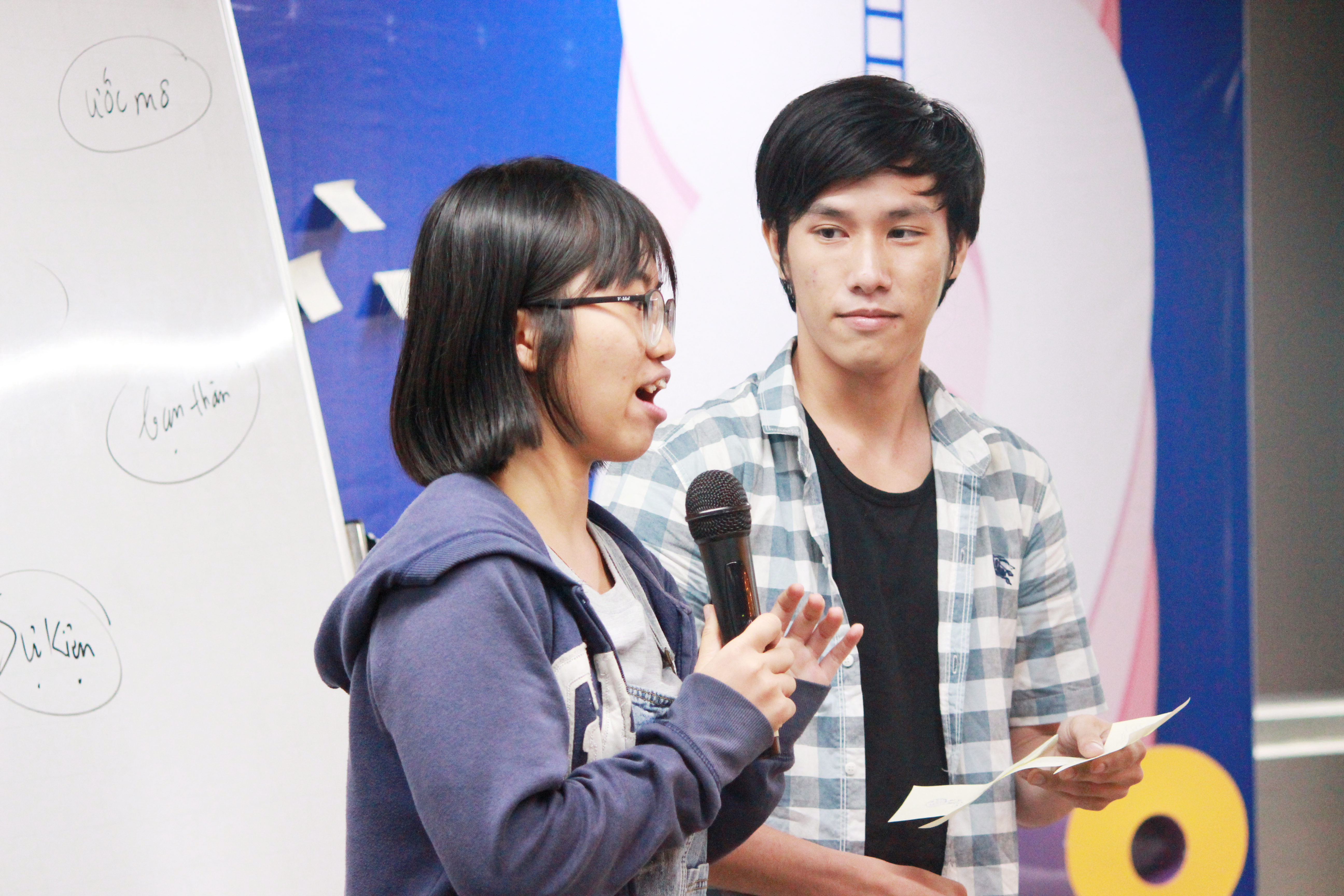 rgb_creative_talkshow_design8_leodinh_21