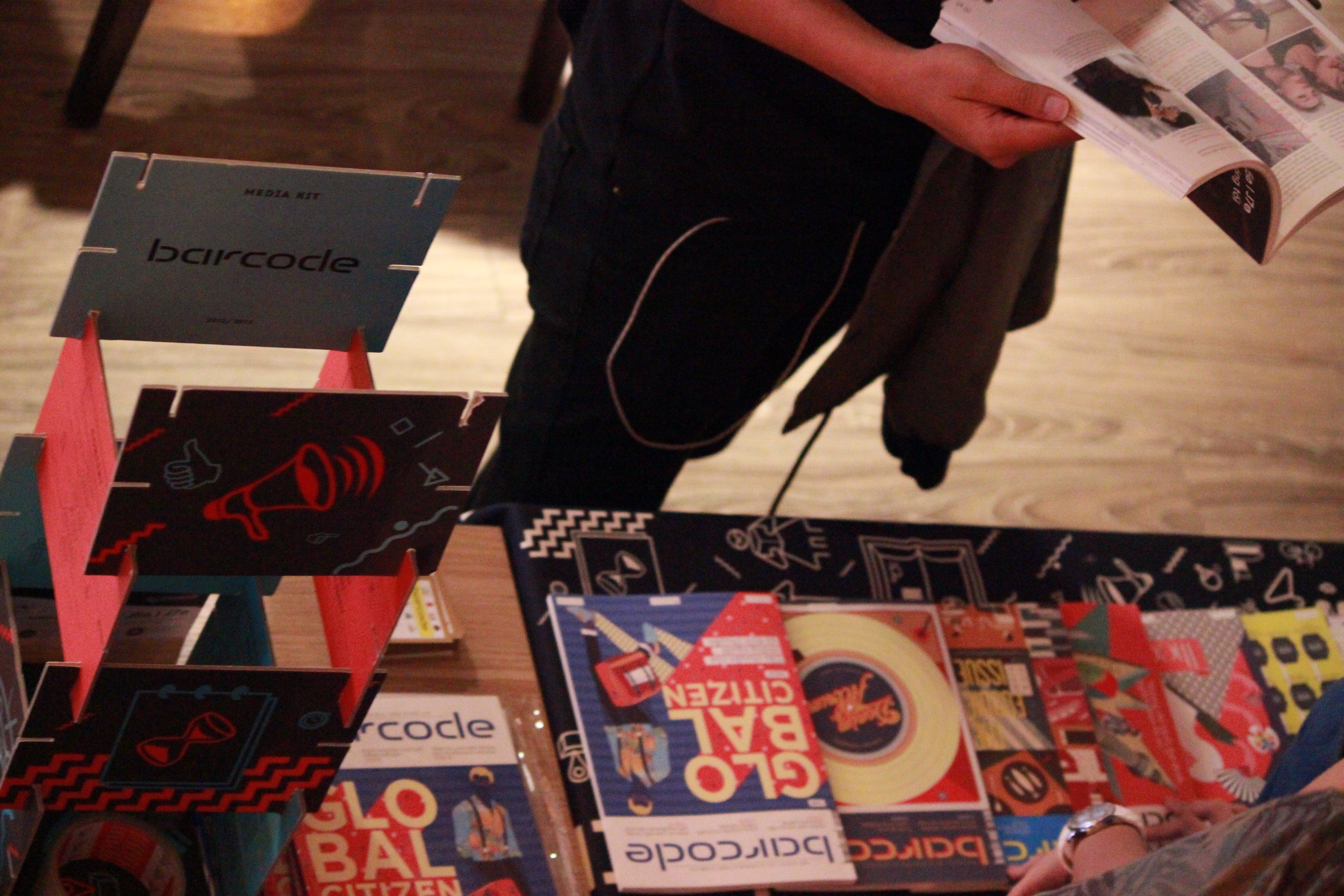 rgb_creative_talkshow_design8_leodinh_6